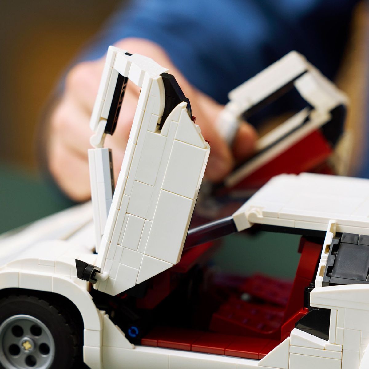 Đồ Chơi Lắp Ráp Lamborghini Countach 5000 Quattrovalvole LEGO ICONS 10337 (1506 chi tiết)