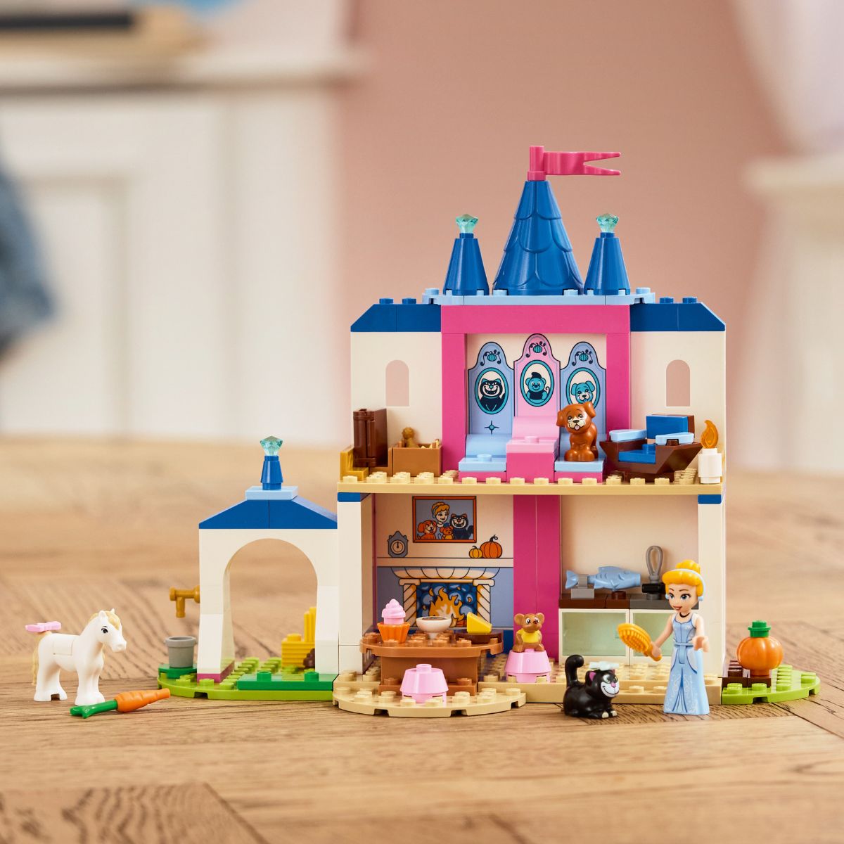 Đồ Chơi Lắp Ráp Lâu Đài Cinderella Và Thú Cưng LEGO DISNEY PRINCESS 43283 (149 chi tiết)