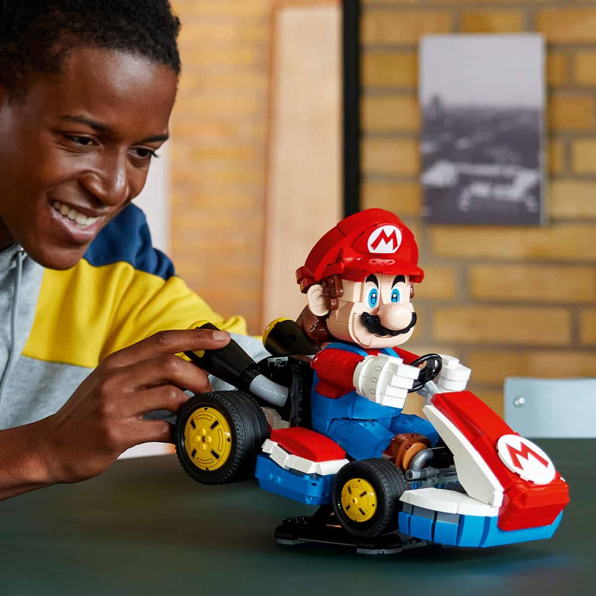 Đồ Chơi Lắp Ráp Mario Kart™ - Mario Và Xe Tiêu Chuẩn LEGO SUPER MARIO 72037