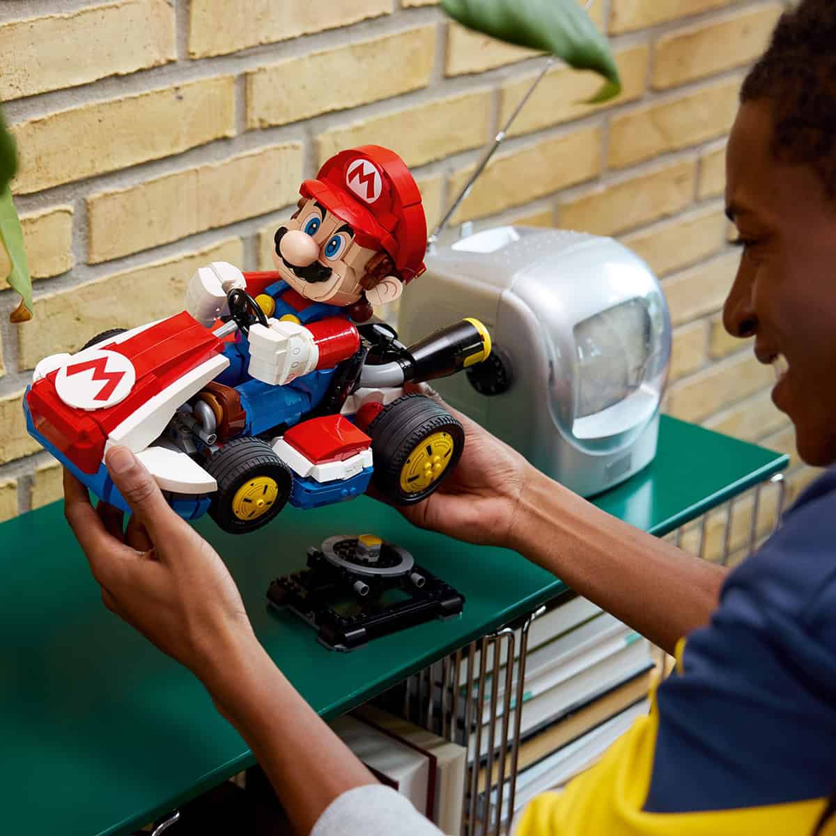 Đồ Chơi Lắp Ráp Mario Kart™ - Mario Và Xe Tiêu Chuẩn LEGO SUPER MARIO 72037