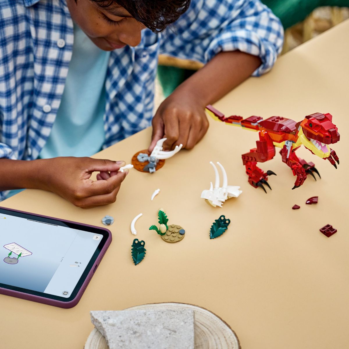 Đồ Chơi Lắp Ráp Mô Hình Khủng Long Dũng Mãnh LEGO CREATOR 31379