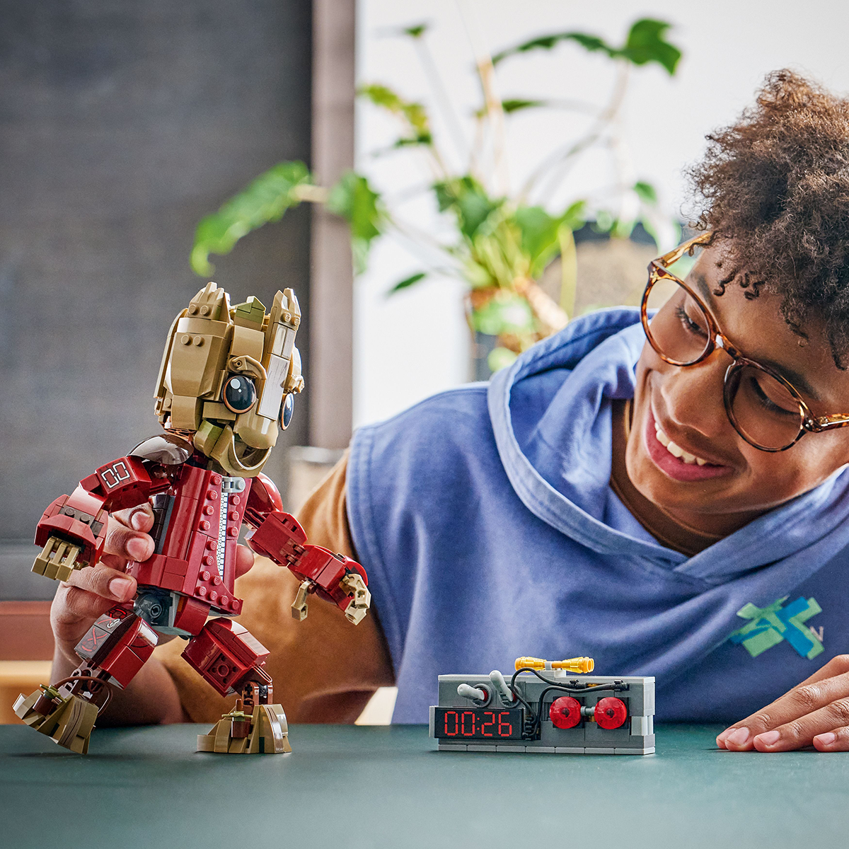 Đồ Chơi Lắp Ráp Nhân Vật Groot Kinh Điển LEGO SUPERHEROES 76341 (604 chi tiết)