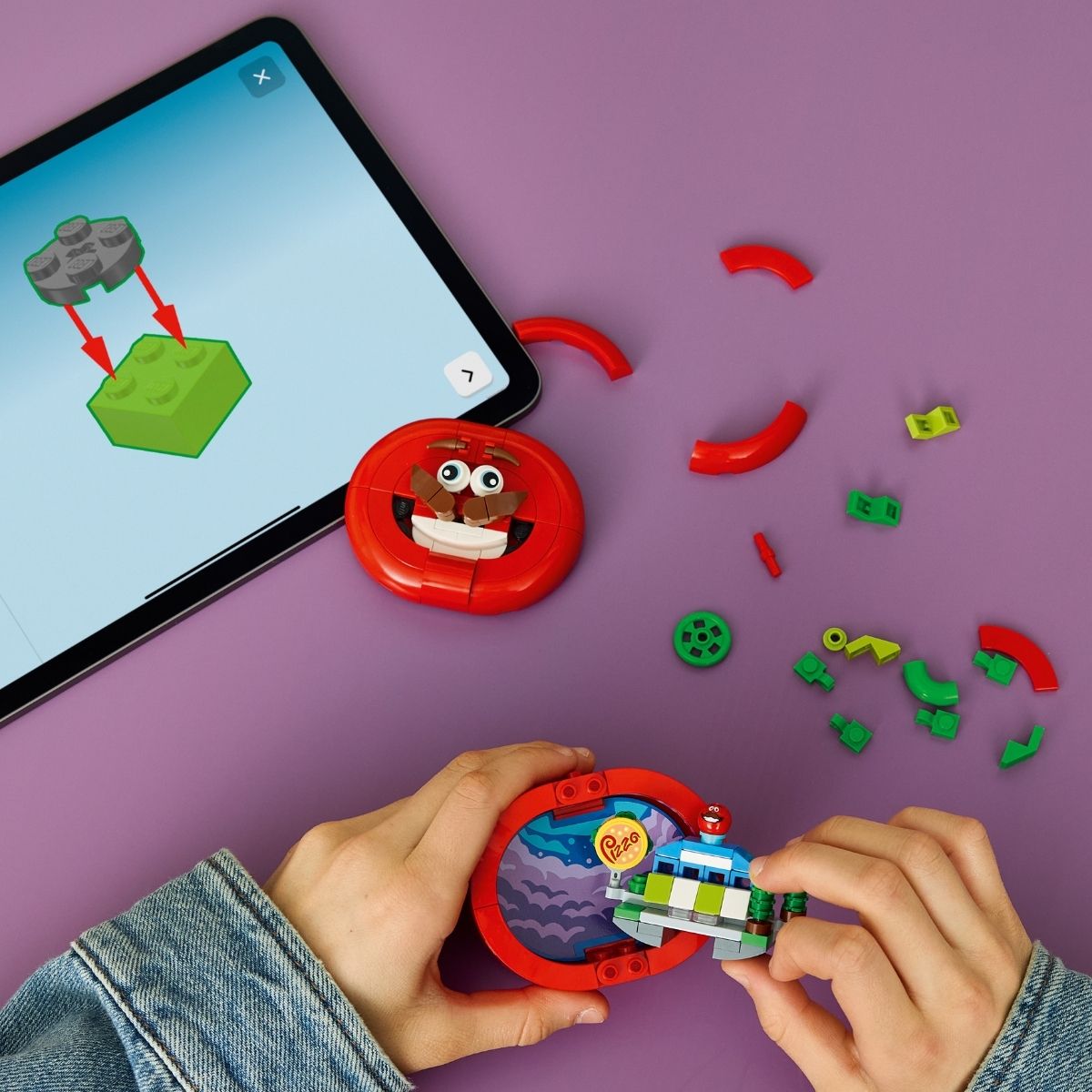 Đồ Chơi Lắp Ráp Nhân Vật Tomatohead LEGO FORTNITE 77079 (210 chi tiết)