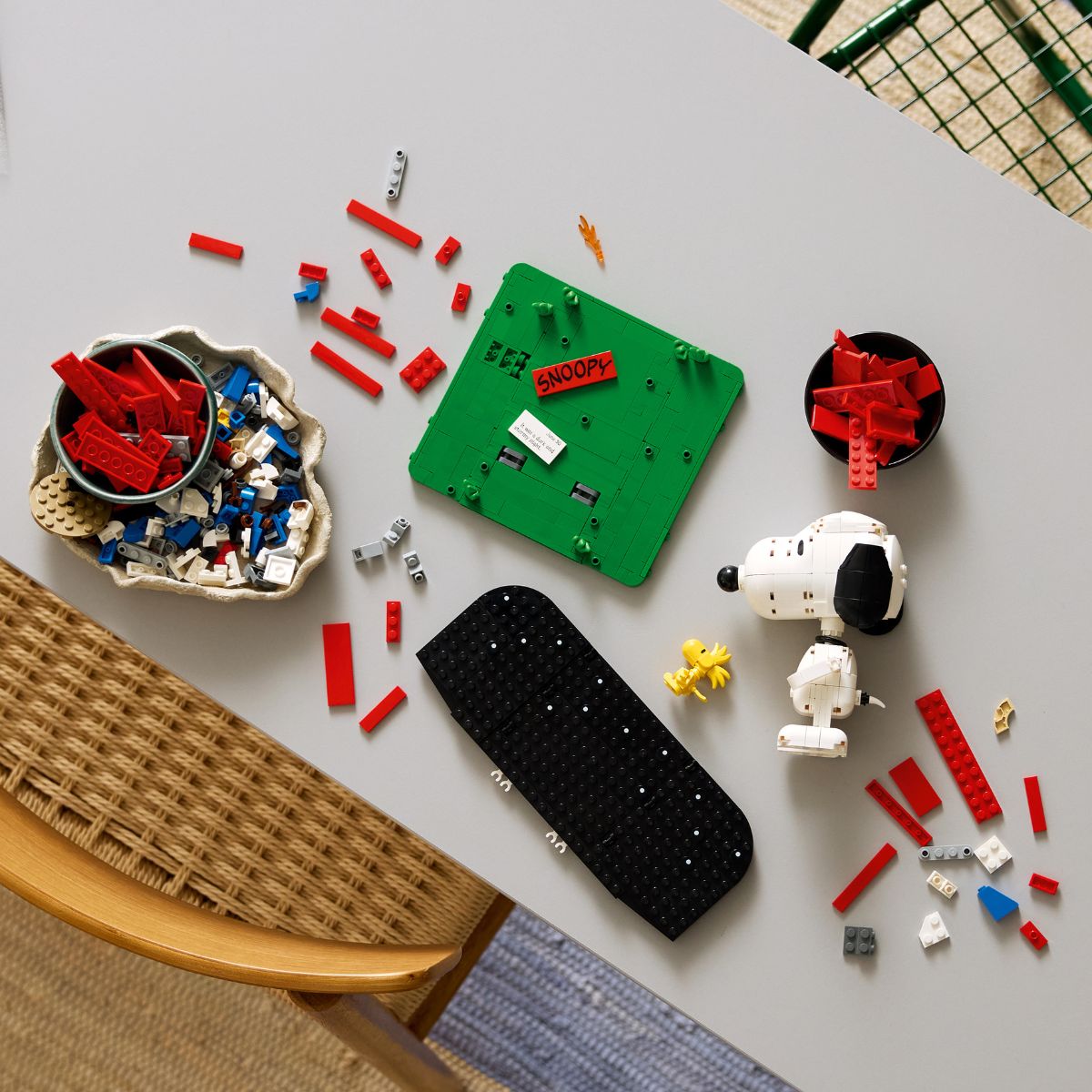 Đồ Chơi Lắp Ráp Peanuts: Ngôi Nhà Snoopy Đáng Yêu LEGO IDEAS 21368 (964 Chi Tiết)
