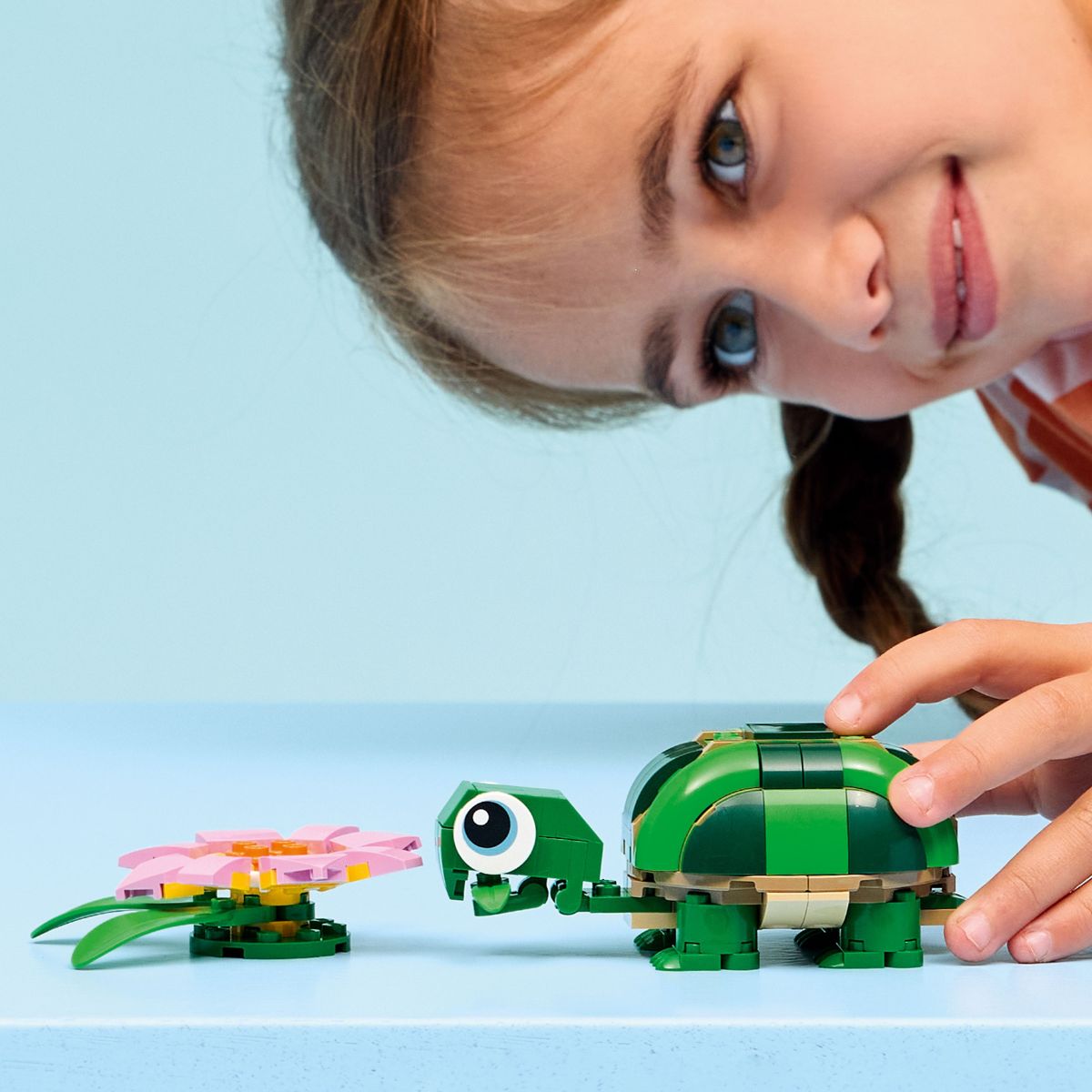 Đồ chơi lắp ráp Rùa Đáng Yêu và Hoa Ly LEGO CREATOR 31377 (124 chi tiết)