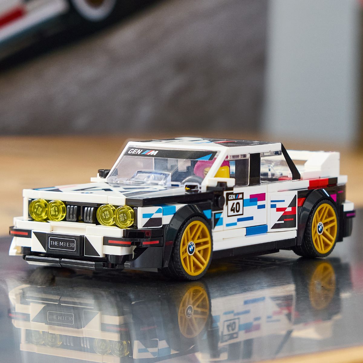 Đồ Chơi Lắp Ráp Siêu Xe BMW M3 (E30) LEGO SPEED CHAMPIONS 77263 (358 Chi Tiết)