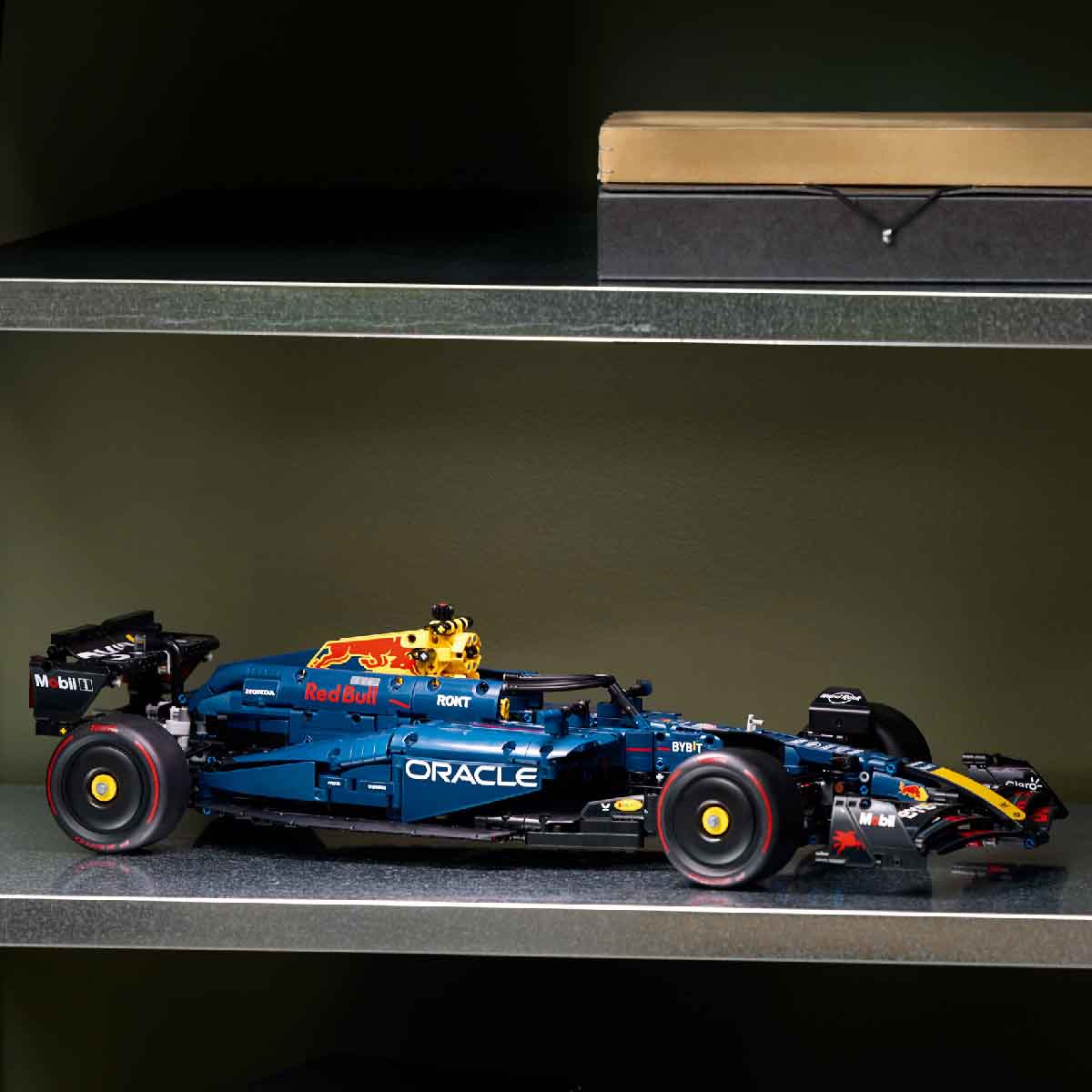do-choi-lap-rap-sieu-xe-oracle-red-bull-racing-rb20-lego-technic-42206-04