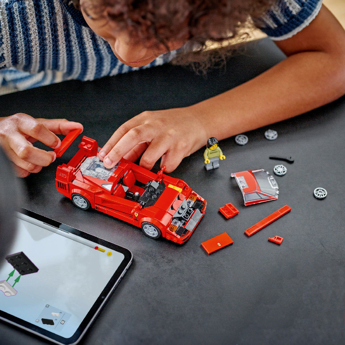Đồ Chơi Lắp Ráp Siêu Xe Thể Thao Ferrari F40 LEGO SPEED CHAMPIONS 76934 (318 Chi Tiết)