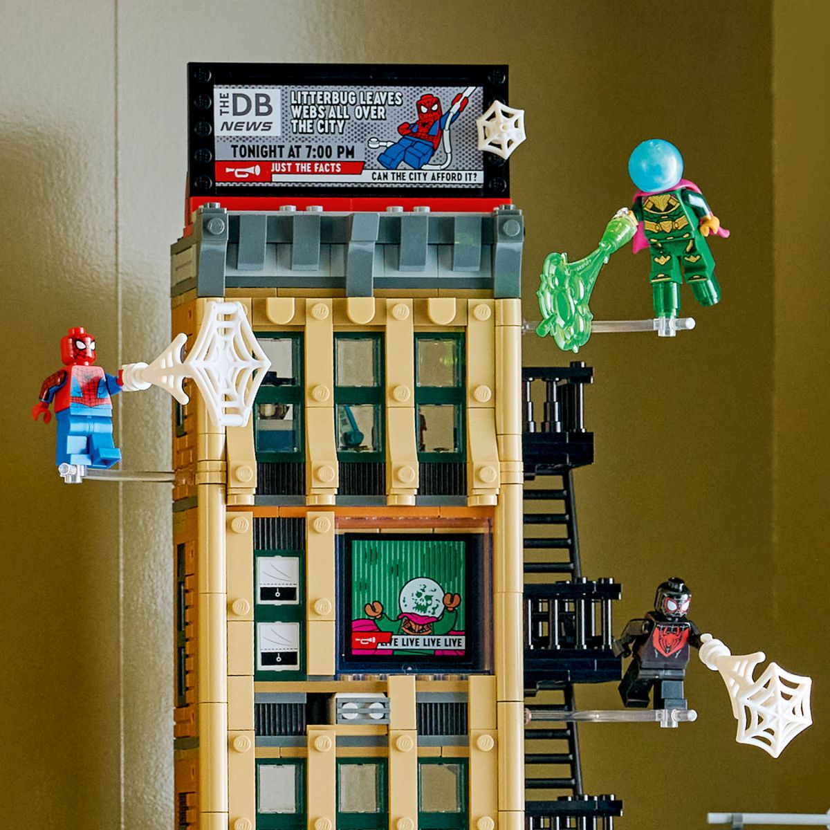 do-choi-lap-rap-spider-man-va-mysterio-toa-soan-daily-bugle-lego-superheroes-76342-08