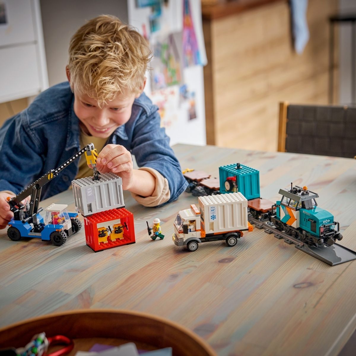 Đồ Chơi Lắp Ráp Tàu Hàng Cảng Biển Kèm Cần Cẩu & Xe Tải LEGO CITY 60509 (803 chi tiết)
