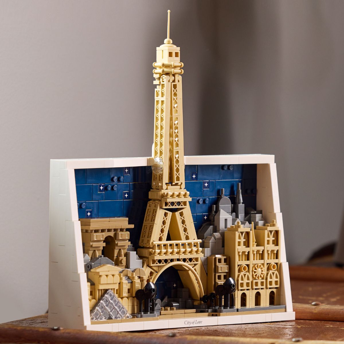 Đồ Chơi Lắp Ráp Thành Phố Paris LEGO ARCHITECTURE 21064 (958 chi tiết)