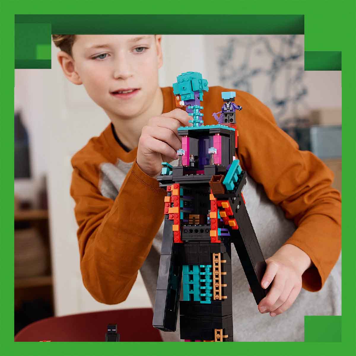 Đồ Chơi Lắp Ráp Tháp Enderman LEGO MINECRAFT 21279 (867 chi tiết)