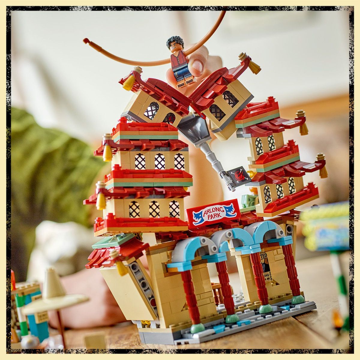 Đồ Chơi Lắp Ráp Trận Chiến Tại Căn Cứ Arlong LEGO ONE PIECE 75638 (926 chi tiết)