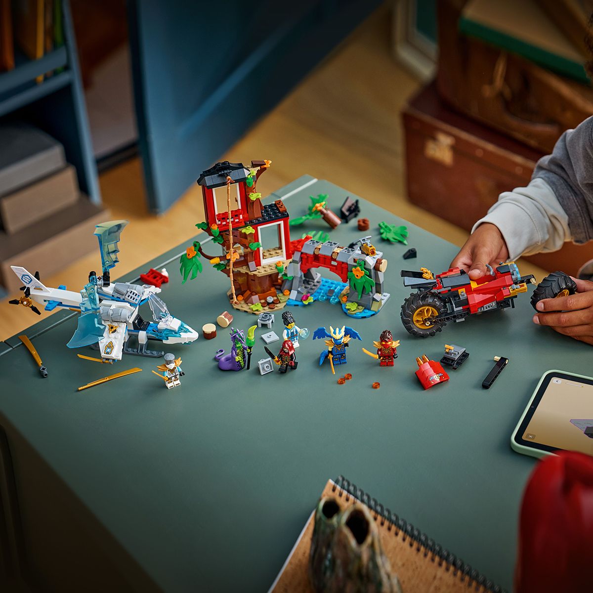 Đồ Chơi Lắp Ráp Trận Chiến Tại Nhà Cây LEGO NINJAGO 71857 (642 chi tiết)