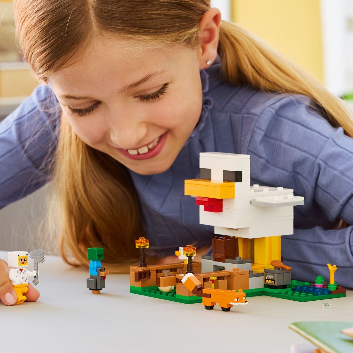 Đồ Chơi Lắp Ráp Trang Trại Gà LEGO MINECRAFT 21585 (233 chi tiết)