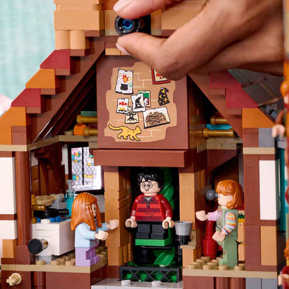 do-choi-lap-rap-trang-trai-hang-soc-cua-gia-dinh-weasley-lego-harry-potter-76437-013