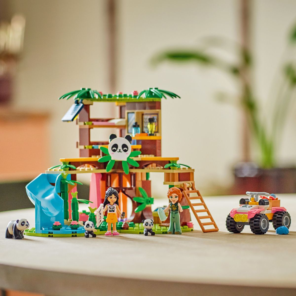 Đồ Chơi Lắp Ráp Trung Tâm Bảo Tồn Gấu Trúc LEGO FRIENDS 42648 (243 chi tiết)