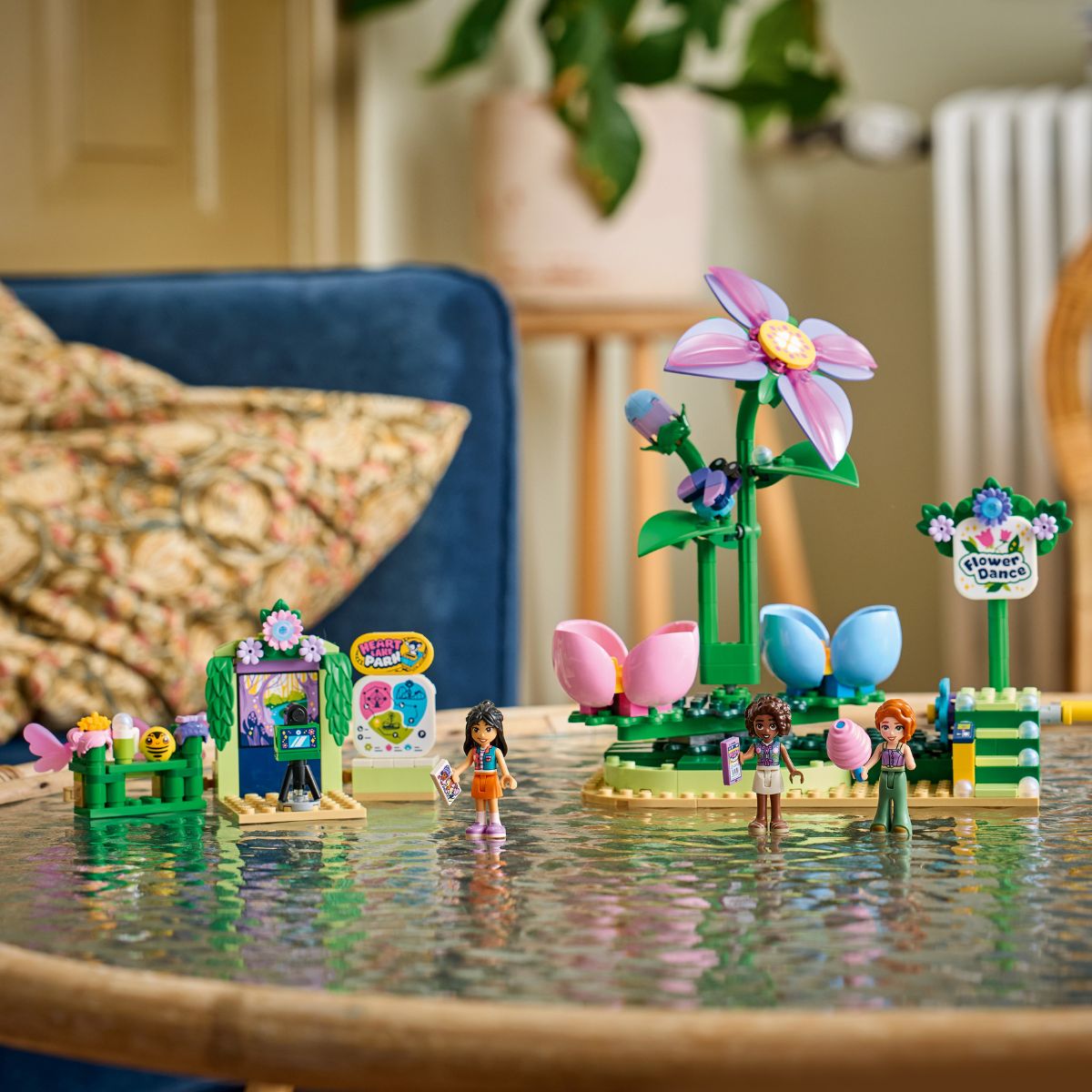 Đồ Chơi Lắp Ráp Vòng Quay Tiệc Trà Tiên Hoa Diệu Kỳ LEGO FRIENDS 42702 (321 chi tiết)