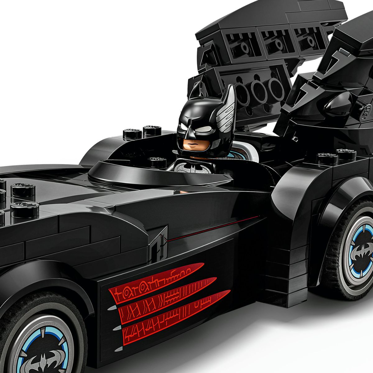 Đồ Chơi Lắp Ráp Xe Batman & Robin Batmobile LEGO SUPERHEROES 76333 (272 Chi Tiết)