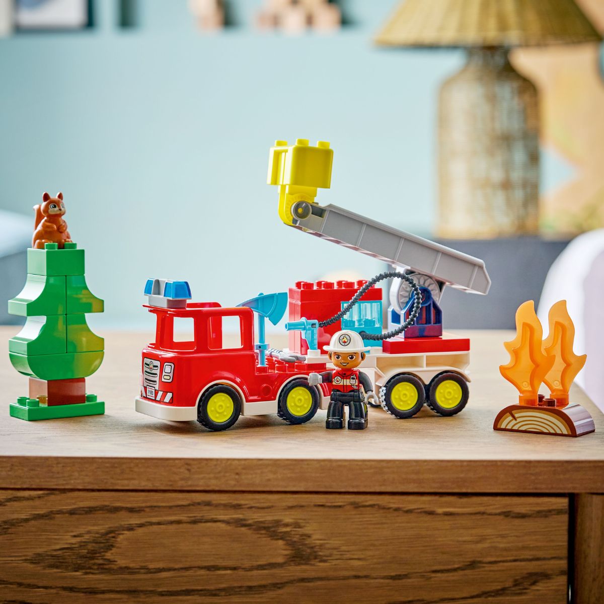 Đồ Chơi Lắp Ráp Xe Cứu Hỏa Kèm Vòi Phun Nước Và Lính Cứu Hỏa LEGO DUPLO 10473 (28 chi tiết)