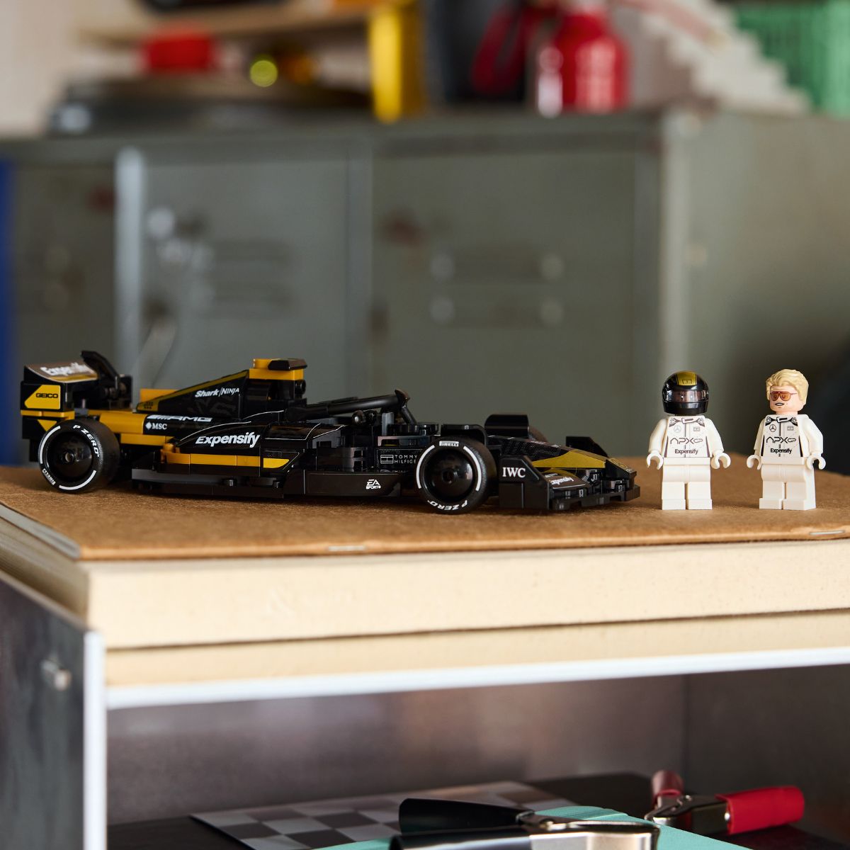 Đồ Chơi Lắp Ráp Xe Đua Đội APXGP F1 LEGO SPEED CHAMPIONS 77252 (268 Chi Tiết)