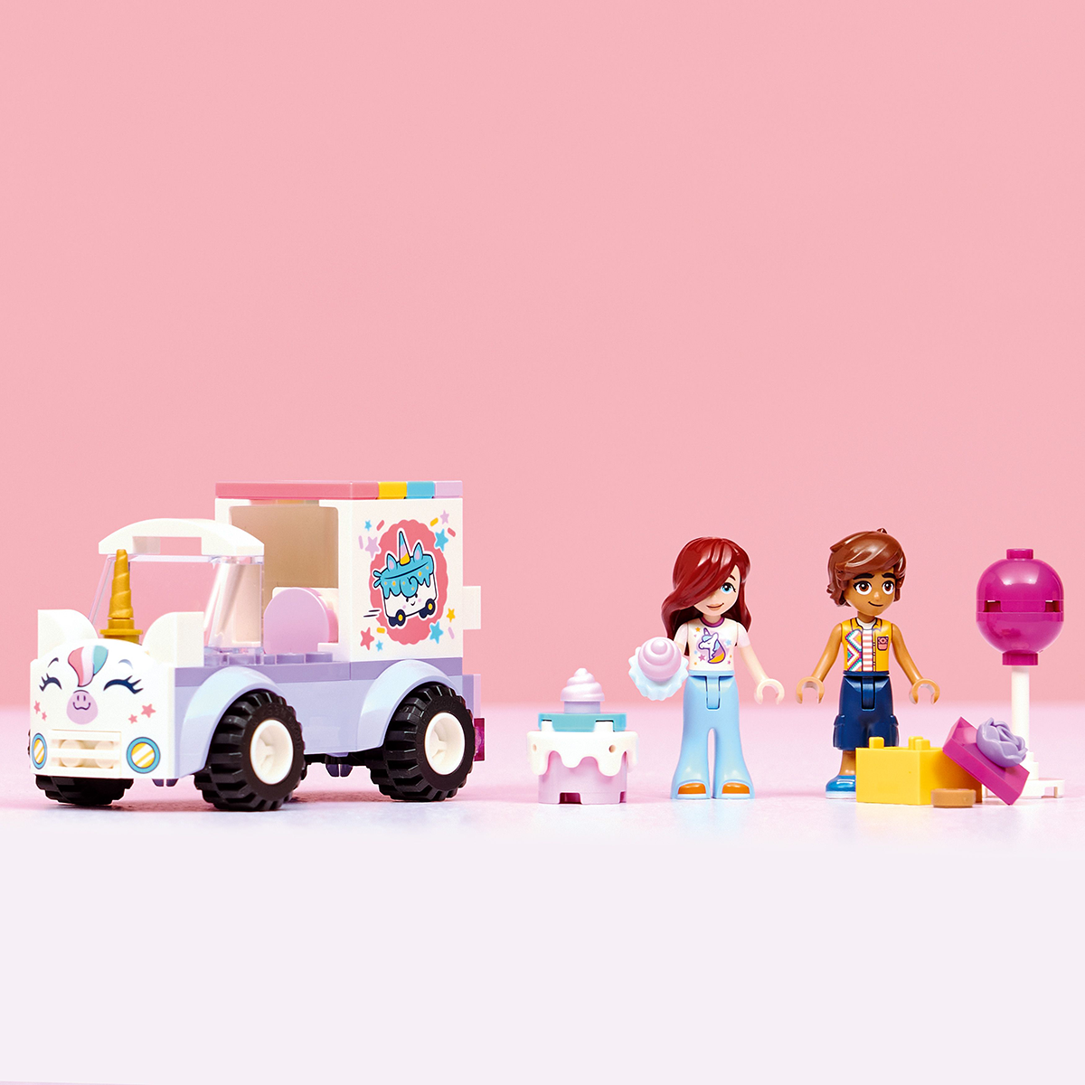 Đồ Chơi Lắp Ráp Xe Giao Bánh Kỳ Lân LEGO FRIENDS 42675 (67 chi tiết)