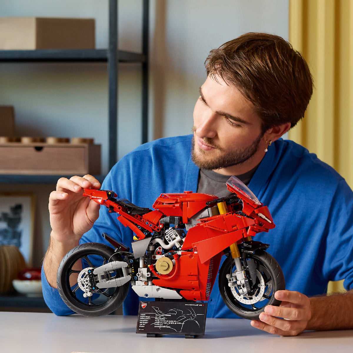 Đồ Chơi Lắp Ráp Xe Moto Ducati LEGO TECHNIC 42202