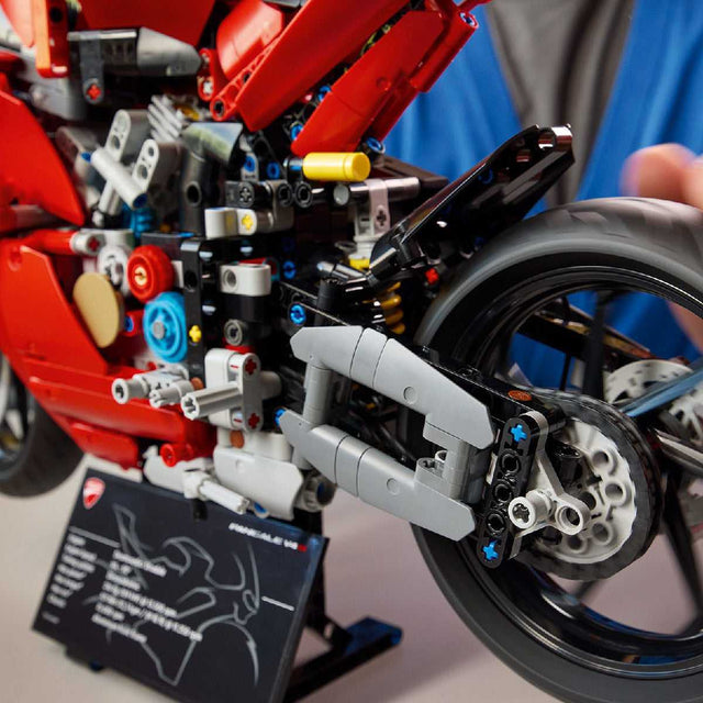 do-choi-lap-rap-xe-moto-ducati-lego-technic-42202-09