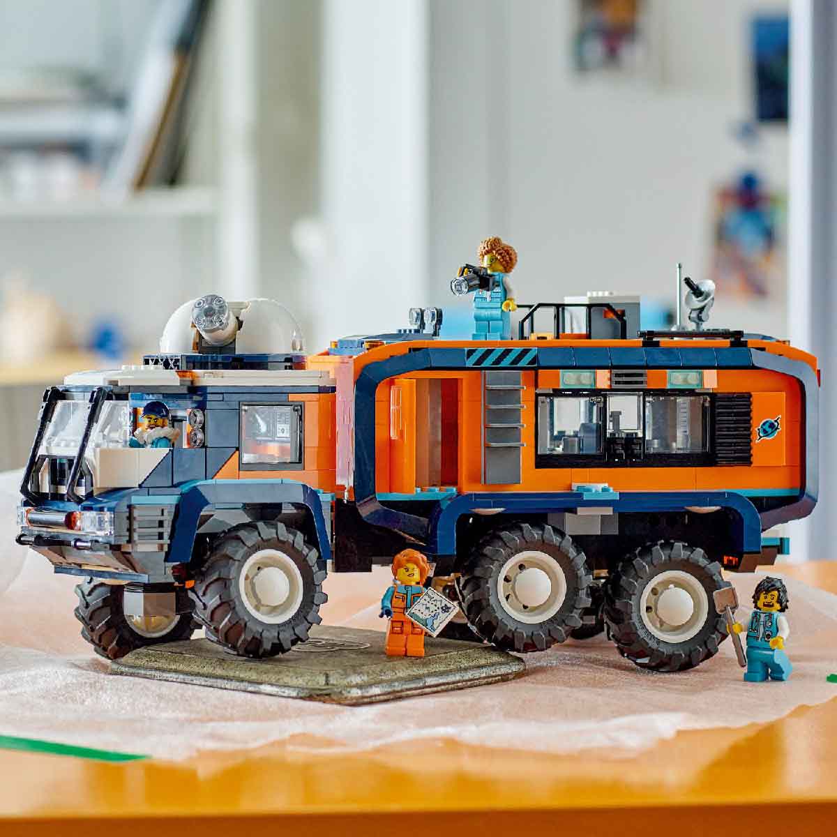 Đồ Chơi Lắp Ráp Xe Thí Nghiệm Khám Phá Bắc Cực LEGO CITY 60471 (1064 chi tiết)