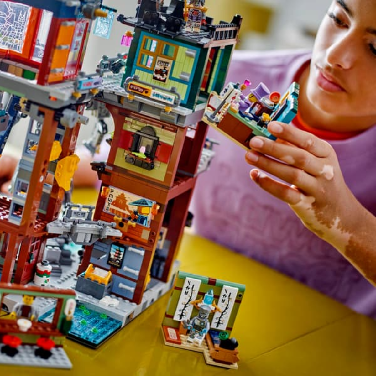 Đồ Chơi Lắp Ráp Xưởng Chế Tạo Thành Phố Ninjago® LEGO NINJAGO 71837