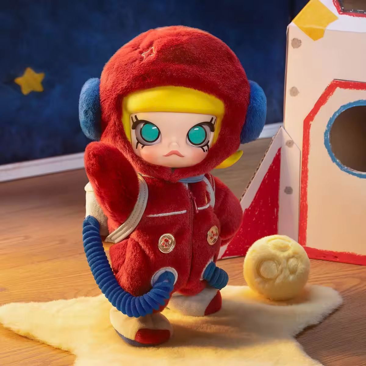 Đồ Chơi Mô Hình Molly Hello, Moon 1/8 Action Figure POP MART IP MOLLY 6941313027459