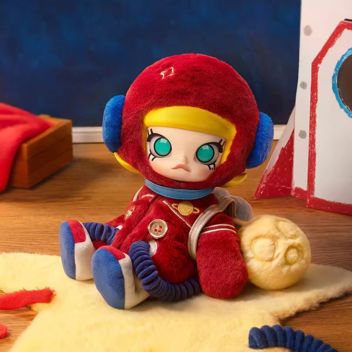 Đồ Chơi Mô Hình Molly Hello, Moon 1/8 Action Figure POP MART IP MOLLY 6941313027459