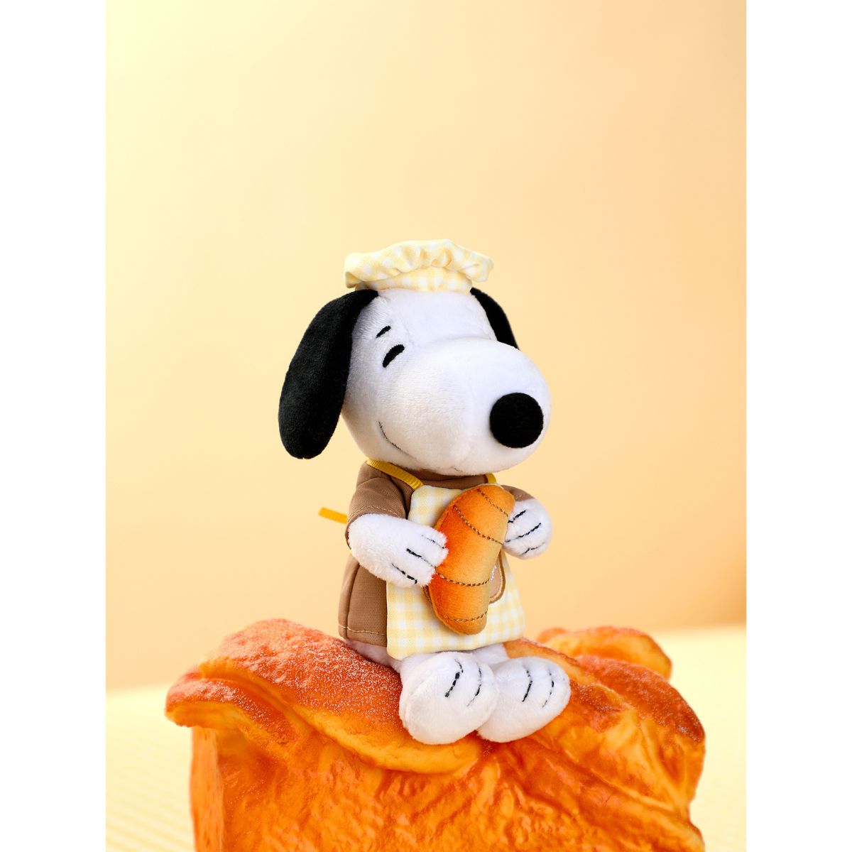 Đồ Chơi Móc Khoá Nhồi Bông Snoopy V2 - Chủ Đề Tiệm Bánh PLUSH TOY SP37593