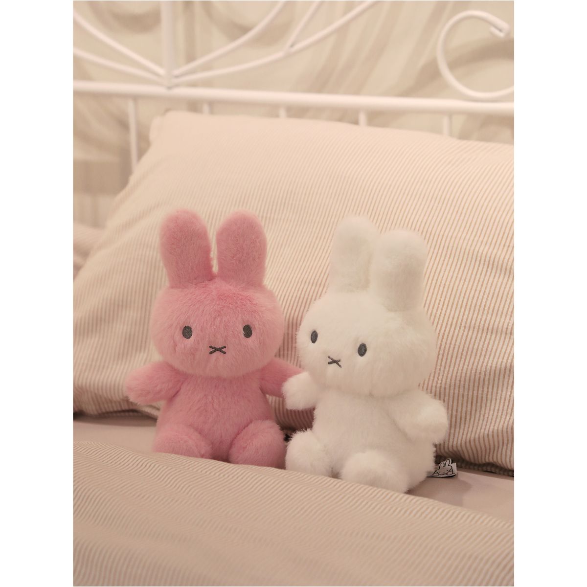 Đồ Chơi Thú Bông Thỏ Hồng MIFFY MIF37321