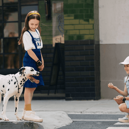 dong-ho-dien-thoai-model-z1-hong-nhat-imoo-w2123ao-03