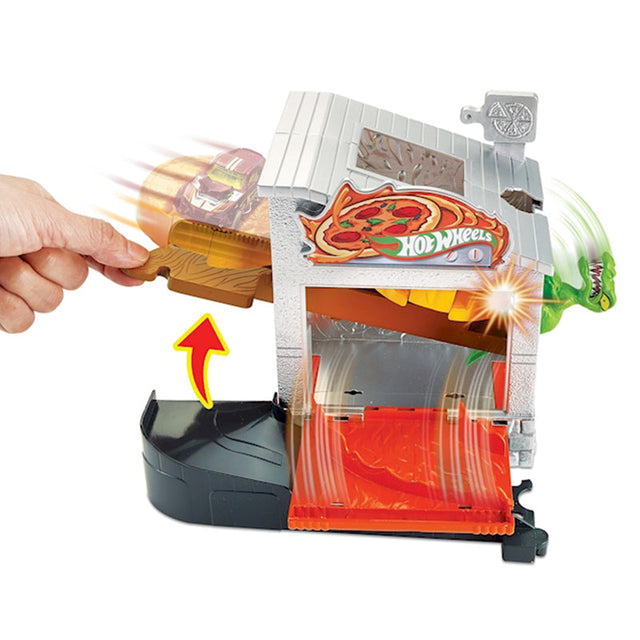 cua-hang-pizza-toss-hot-wheels-city-gfy68-frh28-03