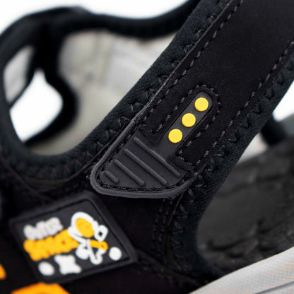 giay-sandals-dynamic-space-adventure-den-cam-sd301-black-s30-07