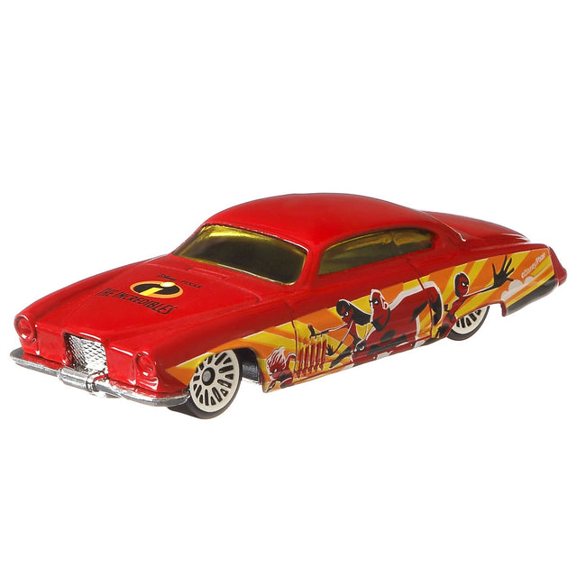 sieu-xe-disney-pixar-fish-d-chip-d-gjv21-gdg83-02