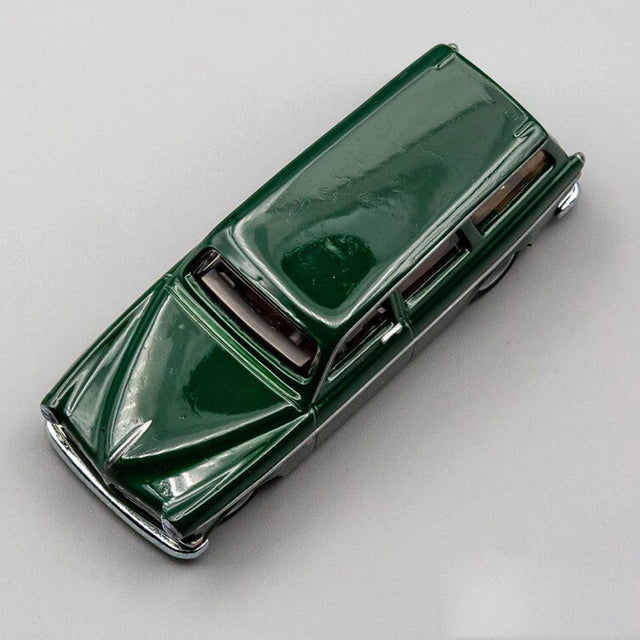 sieu-xe-hot-wheels-sang-trong-volvo-p220-amazon-estate-grj64-fpy86-05