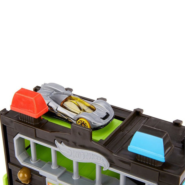 tram-canh-sat-hot-wheels-city-gyp38-frh28-04