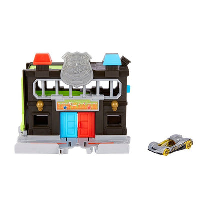 tram-canh-sat-hot-wheels-city-gyp38-frh28-02