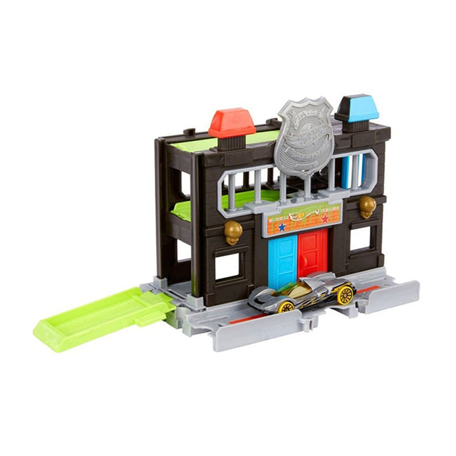 tram-canh-sat-hot-wheels-city-gyp38-frh28-03