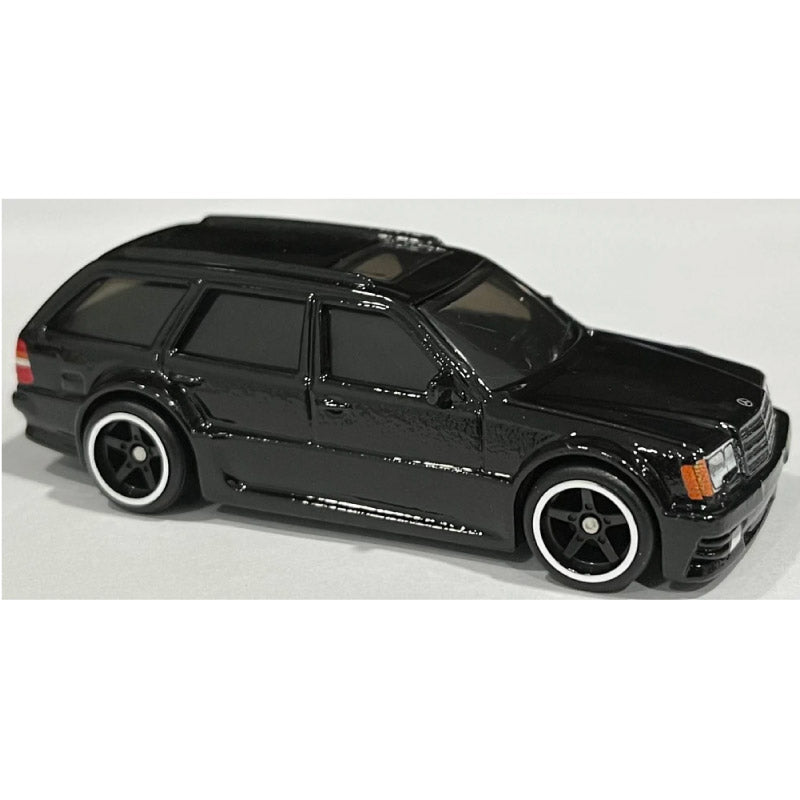 sieu-xe-hw-boulevard-mercedes-w124-estate-amg-e36-hcr05-gjt68-03