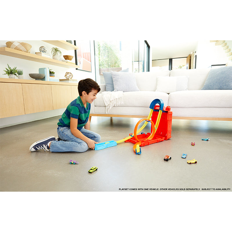Thùng nhiên liệu phức hợp đường đua Hot Wheels HOT WHEELS HDX78