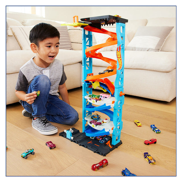 thap-dua-bien-hinh-hot-wheels-city-hkx43-06