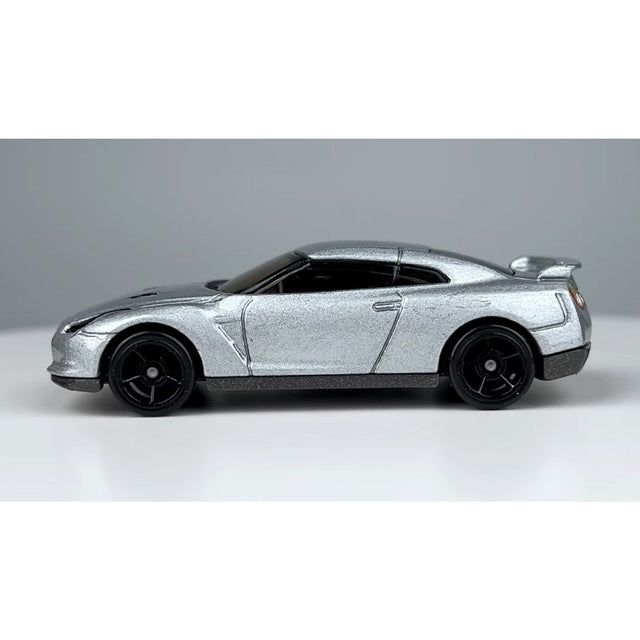 sieu-xe-hot-wheels-fast-furious-z009-nissan-gt-r-hnt16-hnr88-05