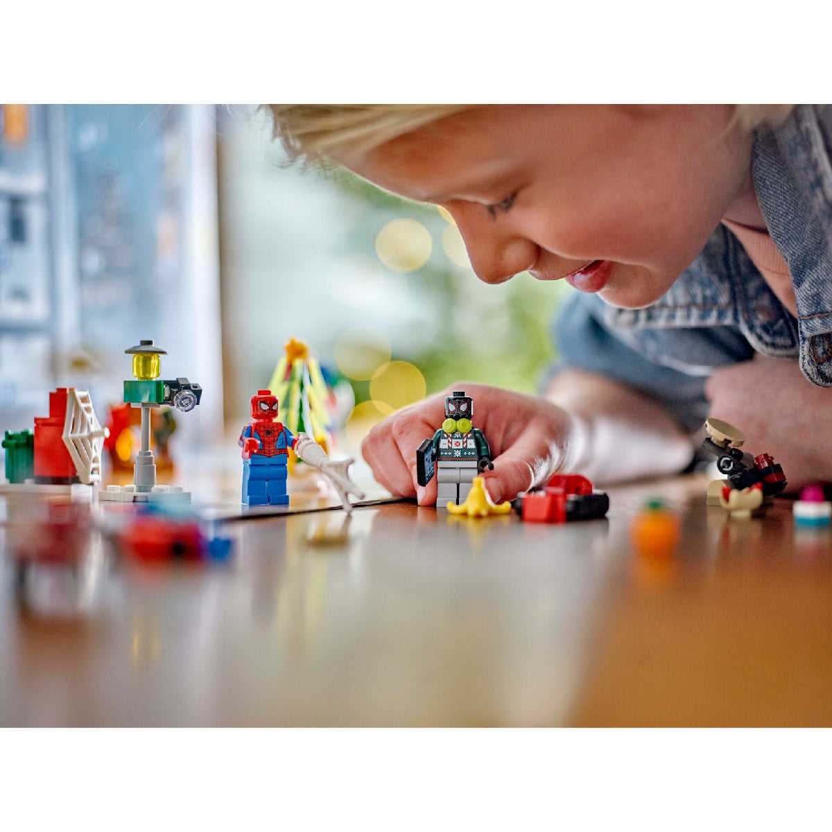 lich-giang-sinh-nguoi-nhen-2024-lego-superheroes-76293-017