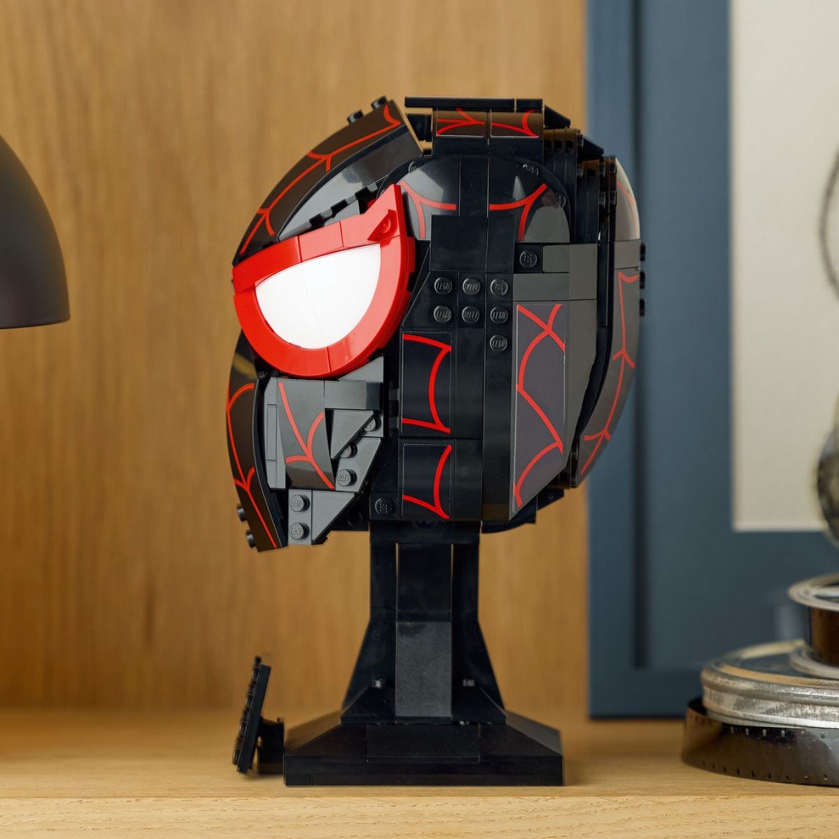 Đồ Chơi Lắp Ráp Mặt Nạ Của Miles Morales LEGO SUPERHEROES 76329 (487 chi tiết)