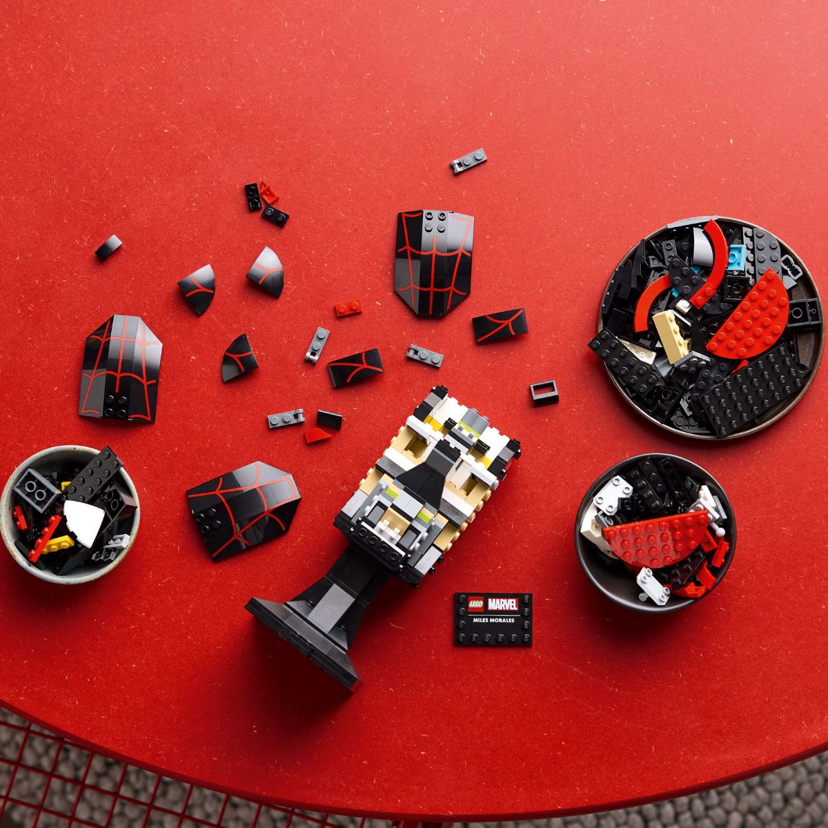 Đồ Chơi Lắp Ráp Mặt Nạ Của Miles Morales LEGO SUPERHEROES 76329 (487 chi tiết)