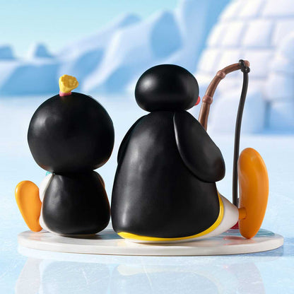 mo-hinh-baby-molly-pingu-fishing-time-figure-pop-mart-6931571003807-04